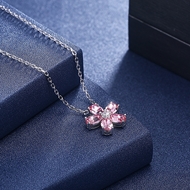 Picture of  Casual Swarovski Element Pendant Necklaces 3LK053645N