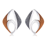 Picture of Dubai Gold Plated Stud Earrings in Exclusive Design