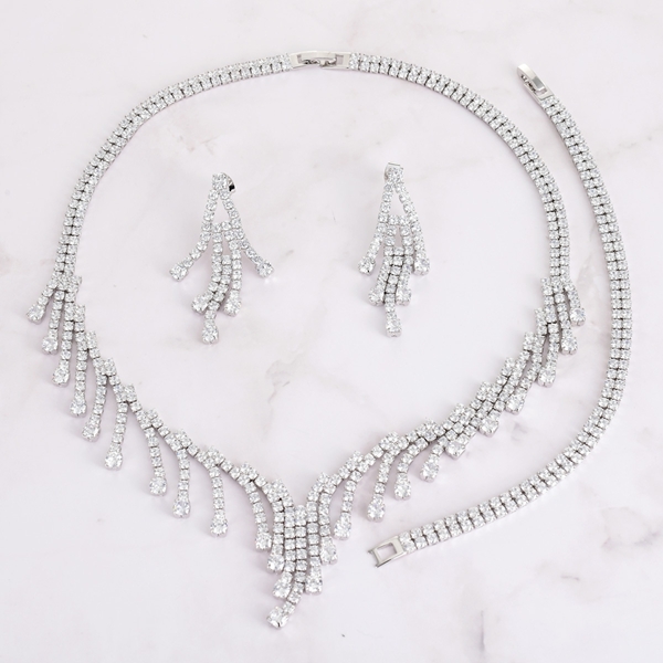 Picture of Trendy Platinum Plated Copper or Brass 3 Piece Jewelry Set with No-Risk Refund