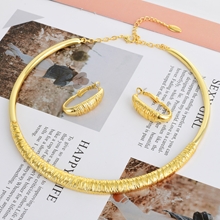 Show details for Bling Dubai Zinc Alloy Necklace and Earring Set