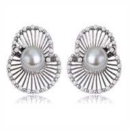 Picture of Impressive White Zinc Alloy Stud Earrings with Low MOQ