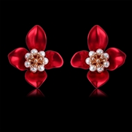 Picture of Affordable Zinc Alloy Gold Plated Stud Earrings from Trust-worthy Supplier