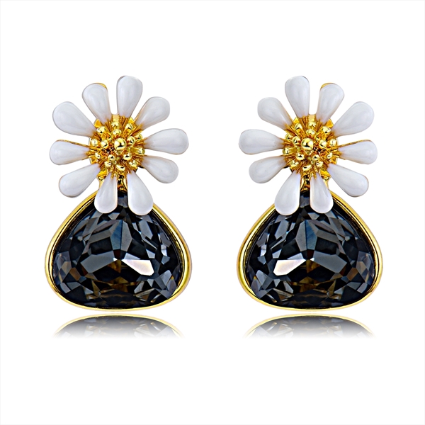 Picture of Wholesale Gold Plated Zinc Alloy Stud Earrings with No-Risk Return