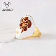 Picture of Fancy Medium Classic Fashion Ring