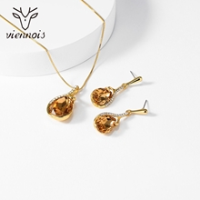 Show details for Purchase Zinc Alloy Classic Necklace and Earring Set Best Price