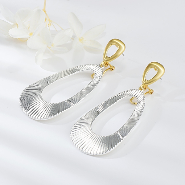 Picture of Affordable Zinc Alloy Platinum Plated Drop & Dangle Earrings from Trust-worthy Supplier