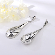 Picture of Great Value Platinum Plated Dubai Dangle Earrings with Member Discount