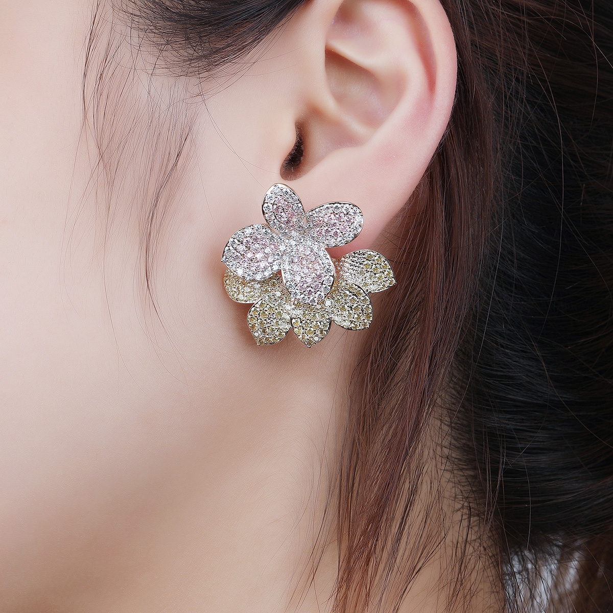 Luxury Gold Plated Stud Earrings in Flattering Style