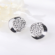 Picture of Dubai Medium Stud Earrings with Fast Delivery