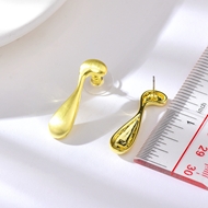 Picture of Beautiful Small Gold Plated Stud Earrings