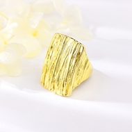 Picture of Designer Platinum Plated Zinc Alloy Fashion Ring with No-Risk Return