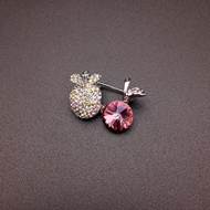 Show details for Recommended Pink Platinum Plated Brooche From Reliable Factory