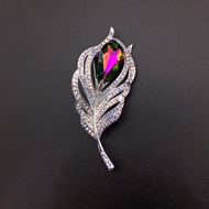 Show details for Zinc Alloy Swarovski Element Brooche with Wow Elements