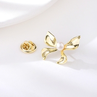Picture of Gold Plated Small Brooche Online Shopping