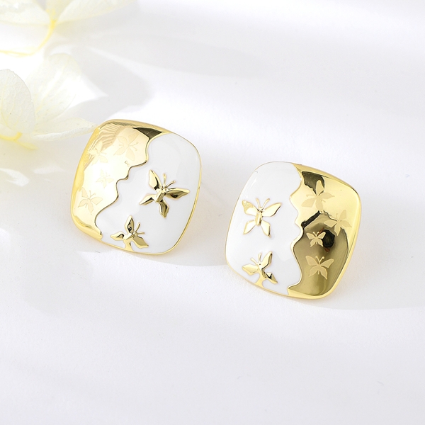 Picture of Wholesale Gold Plated Enamel Stud Earrings with No-Risk Return