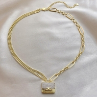 Picture of Bulk Gold Plated Delicate Short Chain Necklace with No-Risk Return