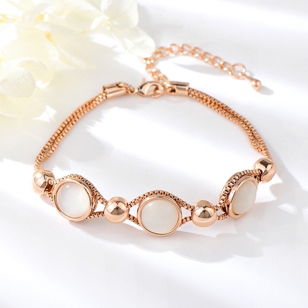 Picture of Affordable Rose Gold Plated Zinc Alloy Fashion Bracelet from Trust-worthy Supplier