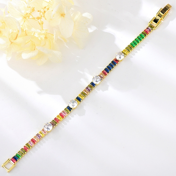 Picture of Wholesale Gold Plated Small Fashion Bracelet with No-Risk Return