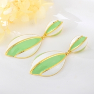 Picture of Fashionable Classic Gold Plated Dangle Earrings