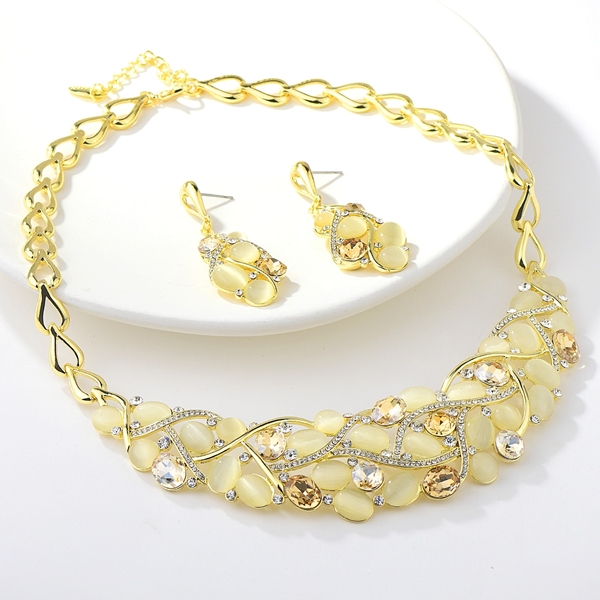 Picture of Zinc Alloy Gold Plated 2 Piece Jewelry Set at Great Low Price