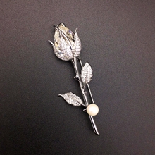 Show details for Recommended White Swarovski Element Brooche for Girlfriend