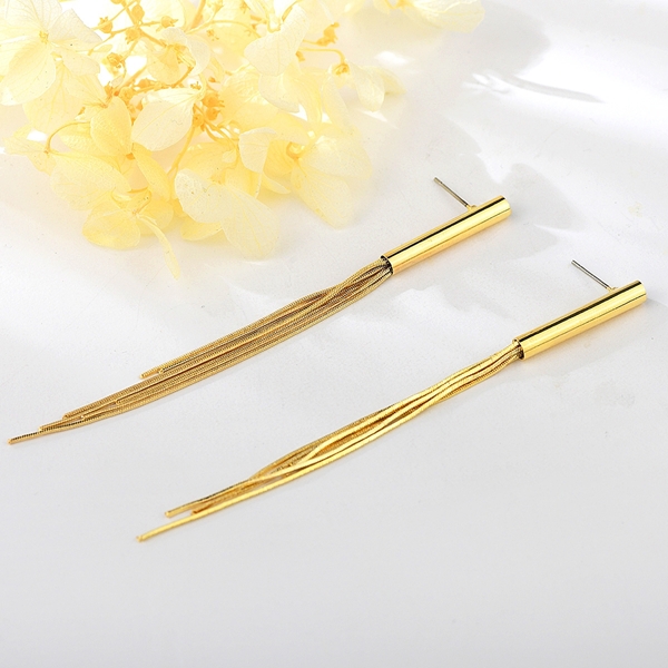 Picture of Hot Selling Gold Plated Zinc Alloy Tassel Earrings from Top Designer