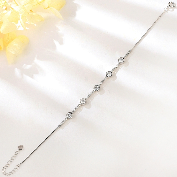 Picture of 925 Sterling Silver Platinum Plated Fashion Bracelet Online Only