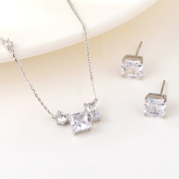 Picture of Fashion Cubic Zirconia 925 Sterling Silver 2 Piece Jewelry Set