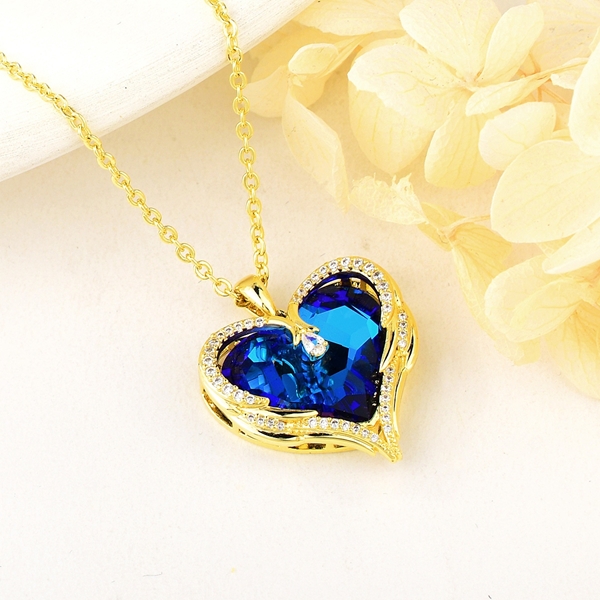 Picture of Top Love & Heart Fashion Pendant Necklace